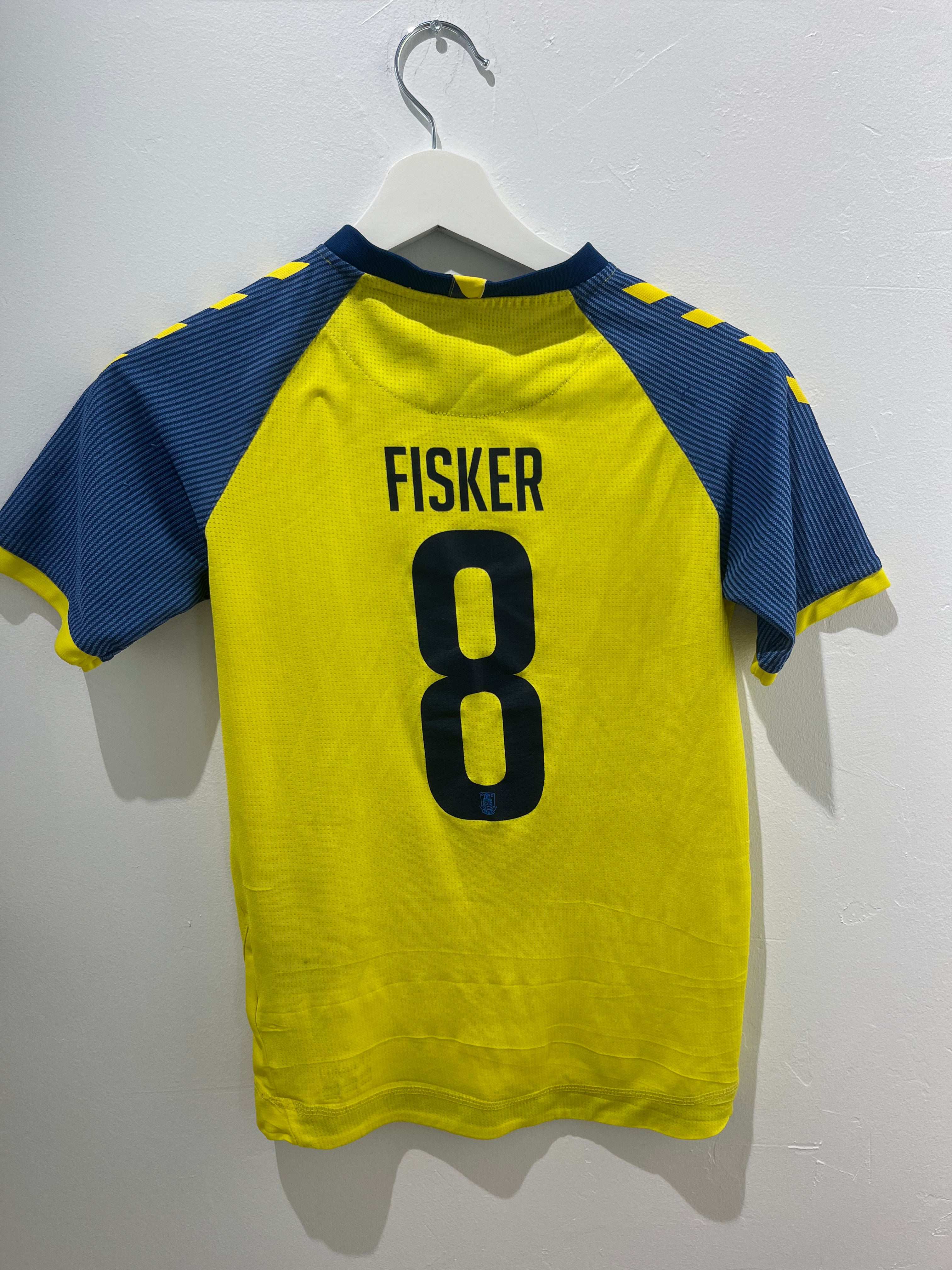 Bagsiden af Fisker Brøndby hjemme 2017/18 11-12 år trøje med nummer 8.