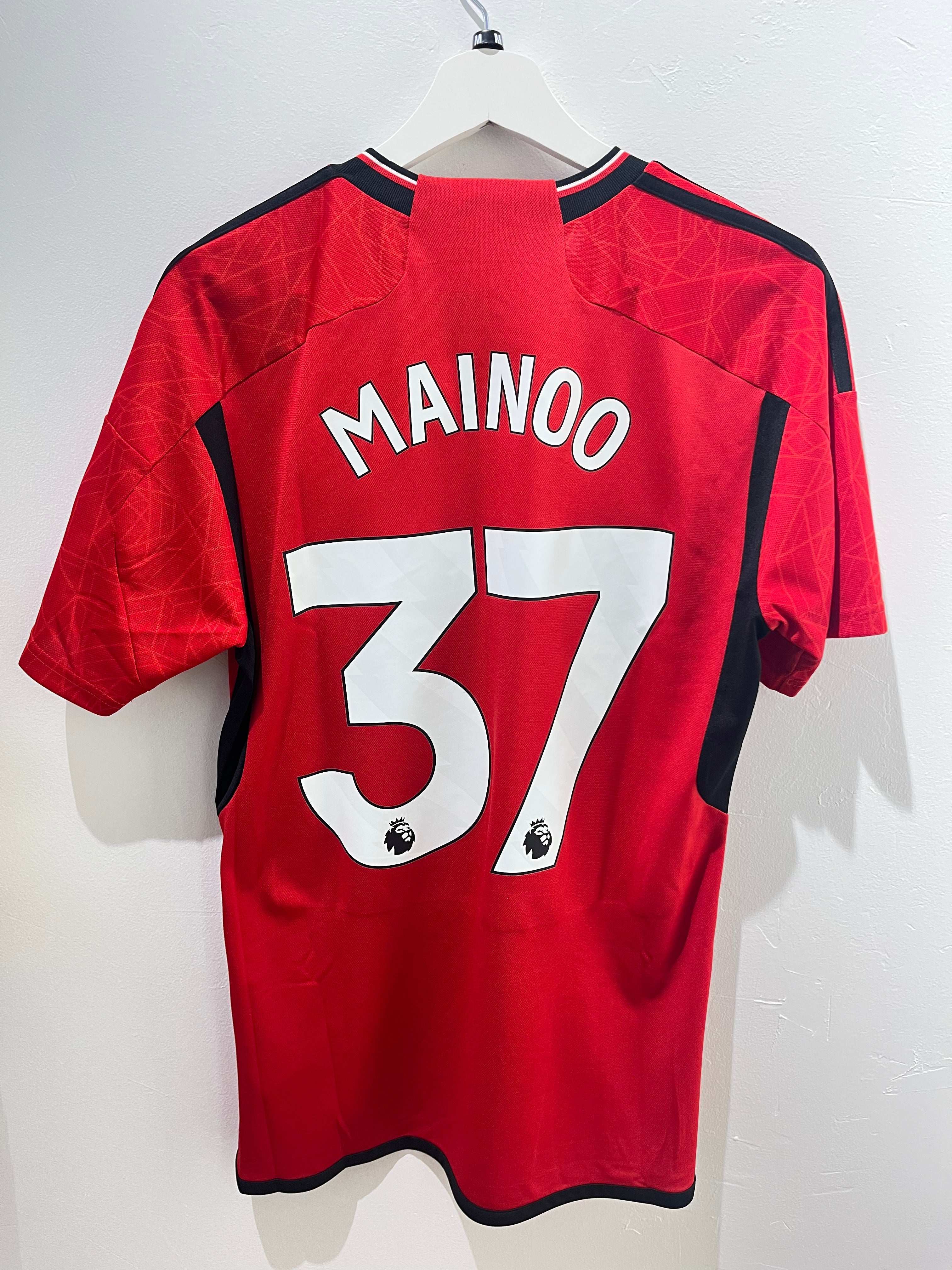 Bagsiden af Mainoo Manchester United Hjemme 2023/24 M trøje med navn og nummer 37.