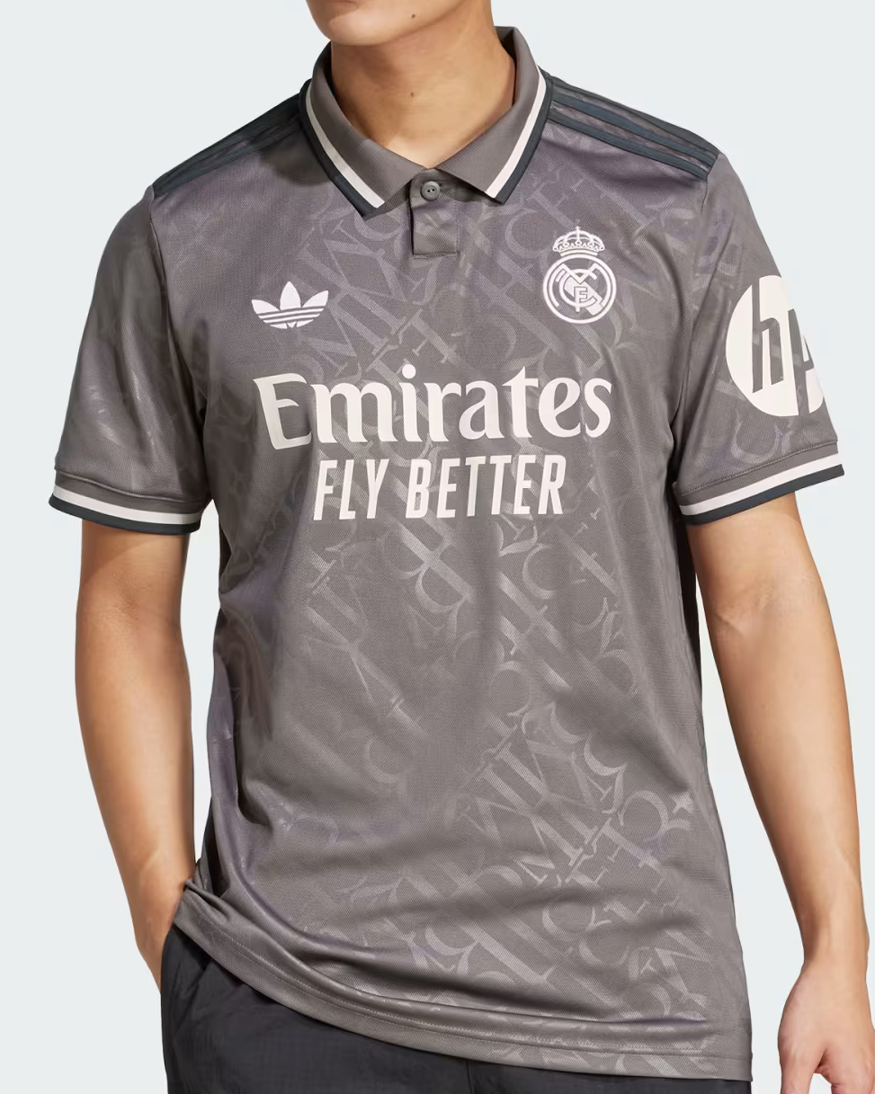 Real Madrid 3. trøje 2024/25